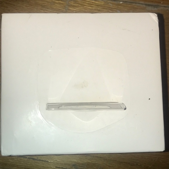 Google Home Mini (Brand New) - Picture 2 of 5